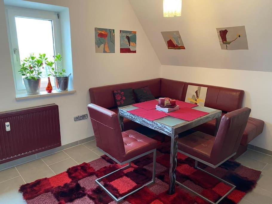Ferienwohnung In Historischer Villa Mit Gartennutzung Furth im Wald Luaran gambar